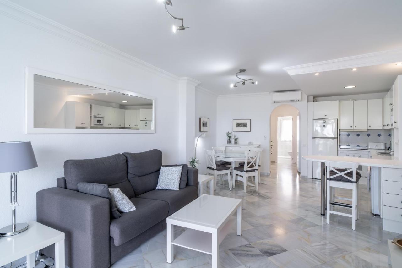Stella Maris B Casasol Apartments Nerja Ngoại thất bức ảnh